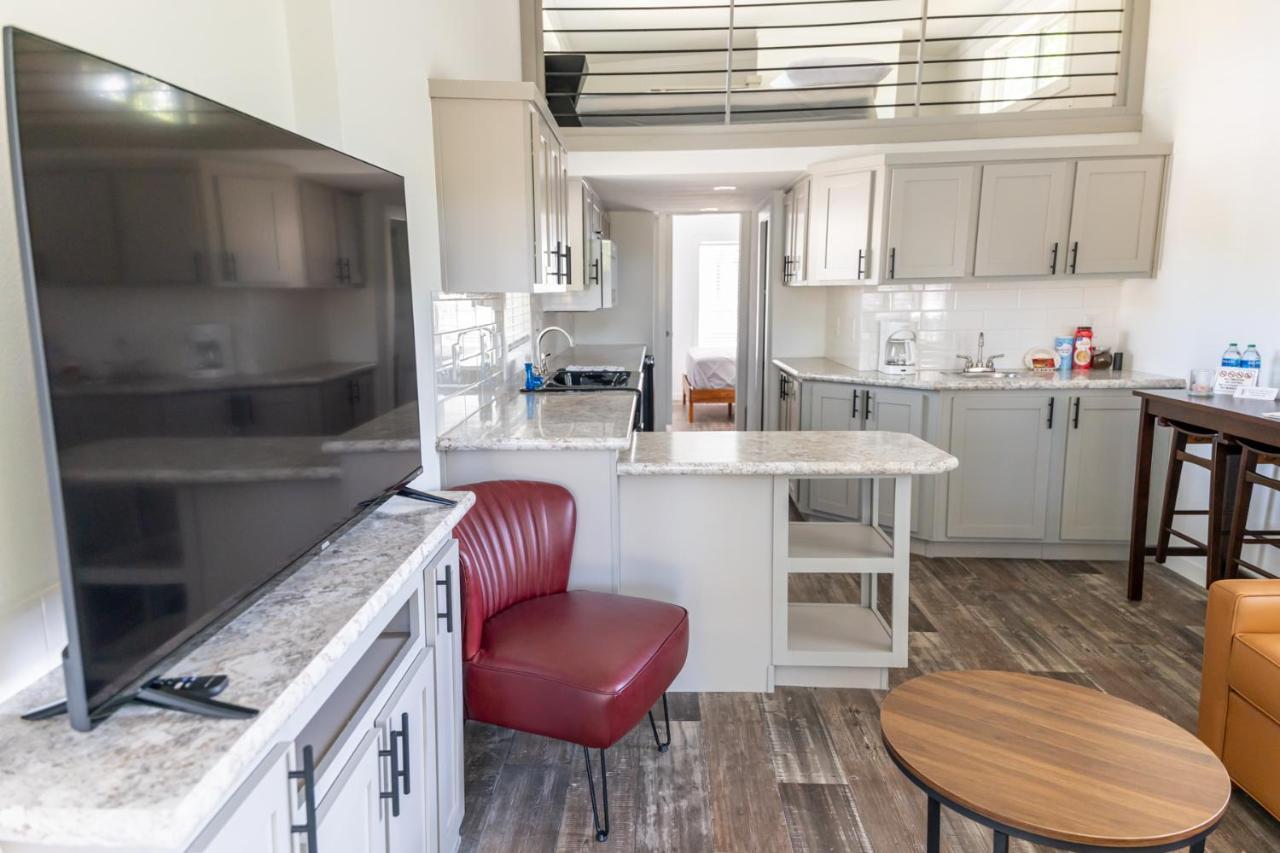 Htr Tx Hill Country Campground Kerrville Extérieur photo